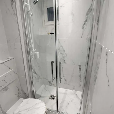 5 Metro Saint-michel Apartamento *